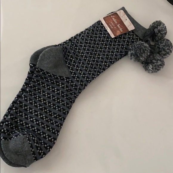 NWT WINTER SOCKS - Picture 2 of 2
